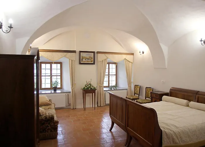 Grad Tustanj 3* Moravce